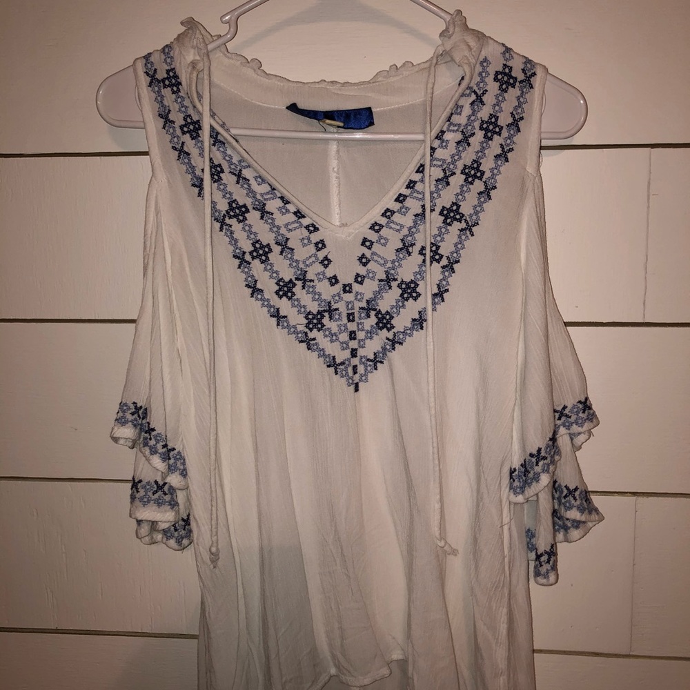 pattern fashion top